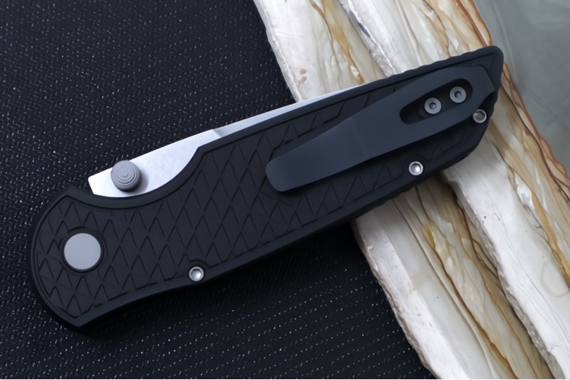 Pro Tech TR-3 Integrity - Drop Point / Stonewashed Finish / CPM-Magnacut Steel / "Relic" Black Textured Anodized Handle INT1105