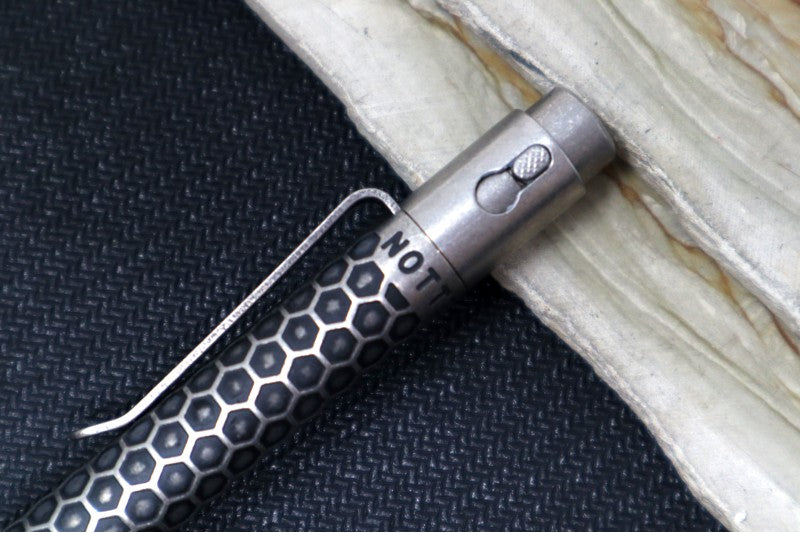 Nottingham Tactical TiButton Single Lock Pen - Right Hand - Parker - Honey Badger Blackened Tumbled