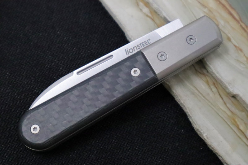 Lionsteel Barlow Slipjoint - Black Carbon Fiber Handle / M390 Steel / Roundhead Blade / Satin Finish CK0111CF - Northwest Knives