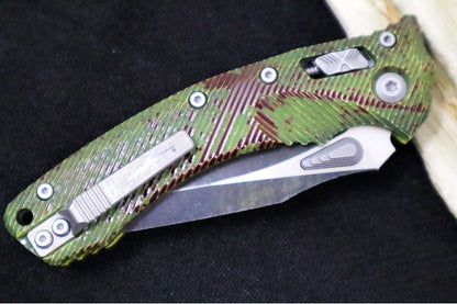 Microtech Amphibian Outbreak Folder RAM-Lok - Drop Point / Darkwash Outbreak Finish / Outbreak Green Aluminum Handle with Red Blood Splatter 137RL-1FLOBS