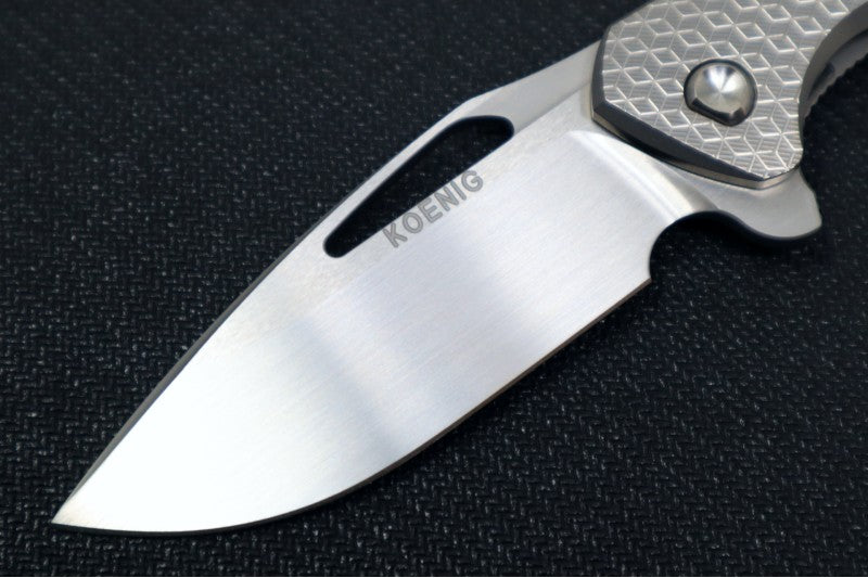 Koenig Mini Arius - Burnished Two-Toned Q Patterned Handle - Hand Rubbed Satin Blade - Silver Spacer & Hardware MA113911111Q - Northwest Knives