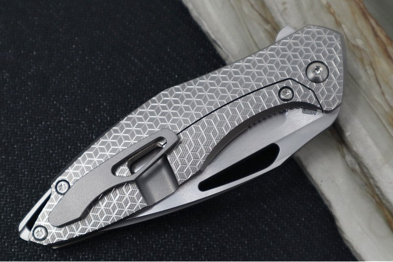 Koenig Mini Arius - Burnished Two-Toned Q Patterned Handle - Hand Rubbed Satin Blade - Silver Spacer & Hardware MA113911111Q - Northwest Knives