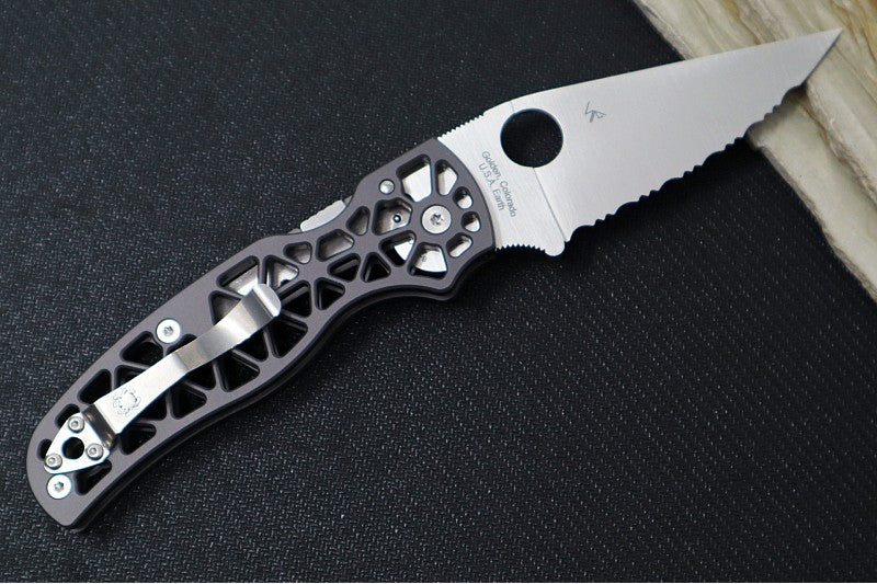 Spyderco Edgerati - Skeletonized Anodized Aluminum Handle / Fully Serrated Satin Finished Blade / CPM-S30V Steel C266ALS