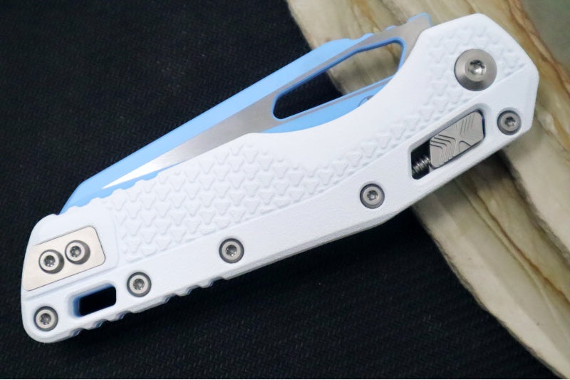 Microtech MSI Manual Folder - Two-Toned Sky Blue Finished Blade / White Polymer w/ Trim-Grip Handle 210T-PMCWH-Y7