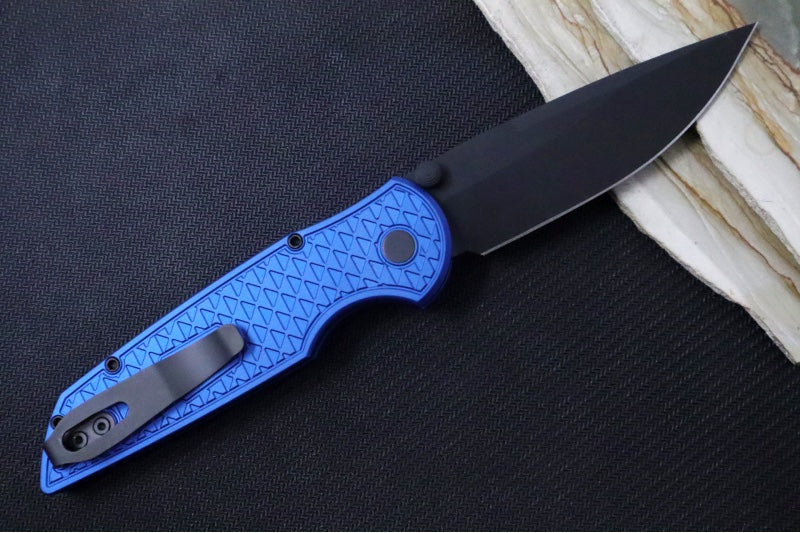 Pro Tech TR-3 Integrity - Drop Point / Black DLC Finish / CPM-S35VN Steel / "Relic" Blue Textured Anodized Handle INT106-Blue