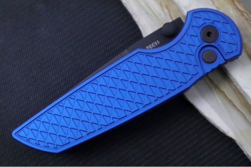 Pro Tech TR-3 Integrity - Drop Point / Black DLC Finish / CPM-S35VN Steel / "Relic" Blue Textured Anodized Handle INT106-Blue