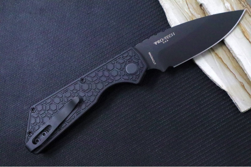 Pro Tech Strider PT+ Auto - "Gridlock" Black Anodized Aluminum Handle / Black DLC Finish / CPM-Magnacut Steel PT207-Gridlock