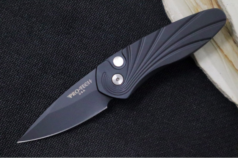 Pro Tech Sprint Auto - 3D Wave Black Anodized Aluminum Handle / Abalone Push Button / Black DLC Finish / CPM-S35VN Steel 2937