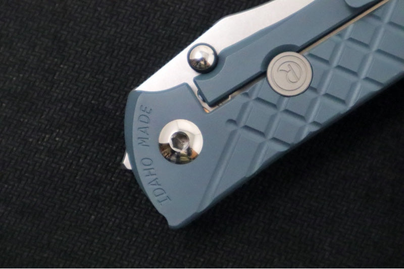 Chris Reeve Umnumzaan Exclusive - Tanto Blade / CPM-Magnacut Steel / Cold War Grey Cerakote Handle / Black Knotted Lanyard with Bead UMN-1602