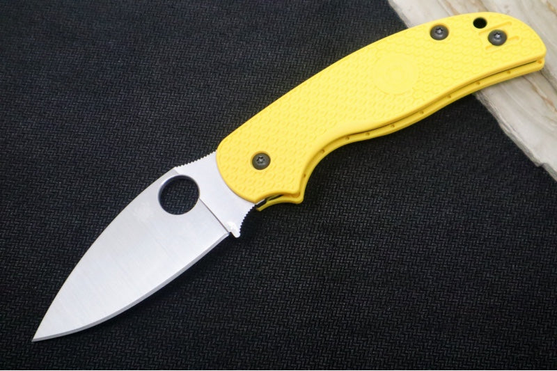 Spyderco Sage 5 Lightweight Salt - Yellow FRN Handle / Satin Blade / CPM-Magnacut Steel - C123PYL