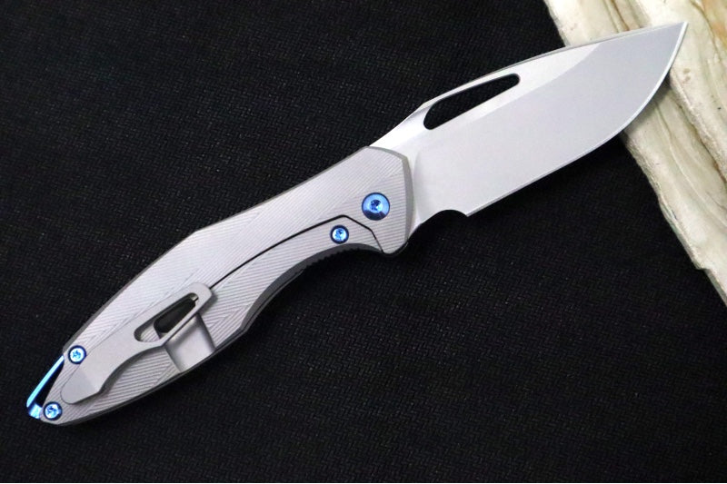 Koenig Mini Arius Nonflipper - Standard with Standard Patterned Handle - Stonewashed Blade with Polished Flats - Blue Spacer & Hardware (Gen 1) - Northwest Knives