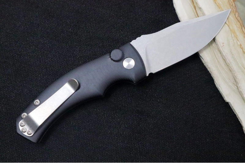 Defiant 7 Valmara Push Button Automatic - CPM-154 Steel / Black Hard-Coat Anodized Aluminum Handle - Northwest Knives