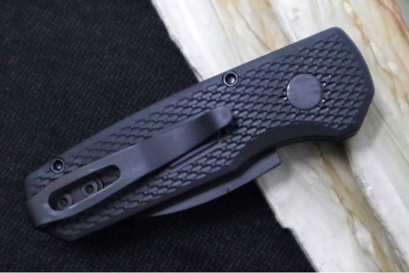 Pro Tech Runt Auto - Black Textured Aluminum Handle / Black DLC Wharncliffe Blade / CPM-Magnacut Steel R5306