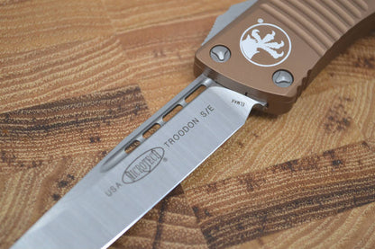 Microtech Troodon OTF - Single Edge Satin / Tan Handle - 139-4TA - Northwest Knives