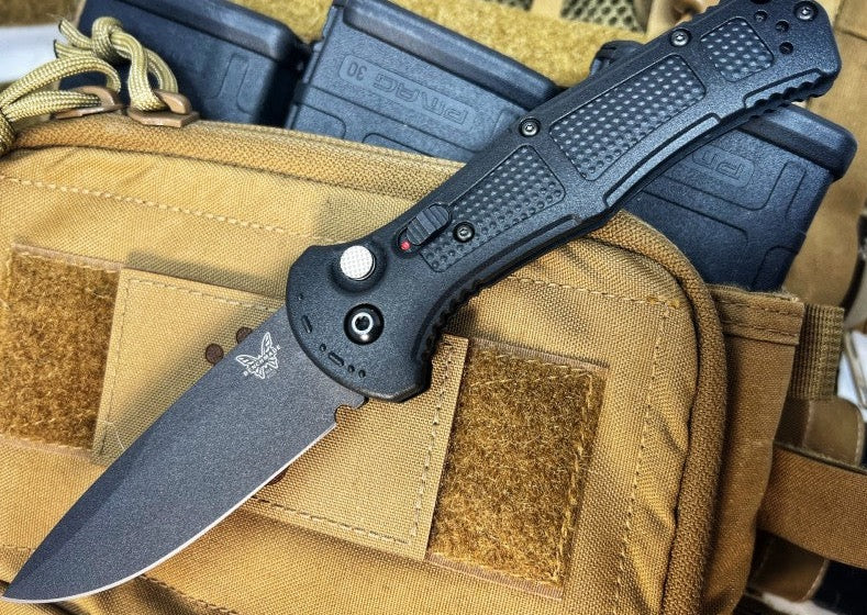 Benchmade 9070BK Claymore Auto - Black D2 Drop Point Blade / Black Grivory Handle