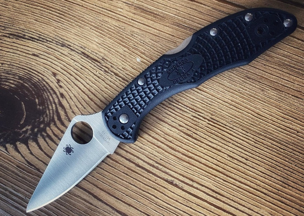 Spyderco Delica - Black Handle / Satin Blade - C11FPBK