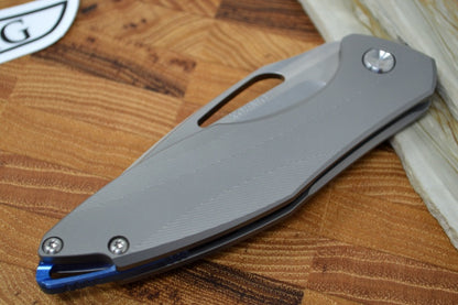 Koenig Arius Flipper Delete- Standard with Patterned Handle - Brightwashed Blade with Satin Flats (Gen 4) AR1004FDSPRINT