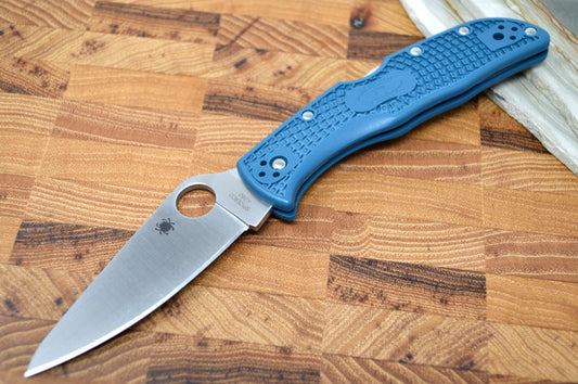 Spyderco Endela - Blue Handle / Satin Blade / K390- C243FPK390