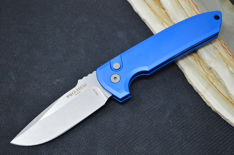 Pro Tech Rockeye Auto - Blue Aluminum Handle / Stonewash Finish / CPM-Magnacut Steel LG3101-BLUE - Northwest Knives