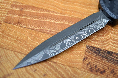 Microtech UTX-70 OTF Signature Series - Damascus Dagger Blade / Carbon Fiber Top / Ringed Hardware 147-16CFS