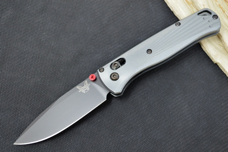 Benchmade 535BK-4 Bugout - M390 Blade / Silver Aluminum Handle - Lightweight Manual Folder