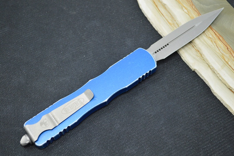 Microtech Dirac Delta OTF - Dagger Blade / Apocalyptic Finish / Distressed Blue Handle 227-10DBL