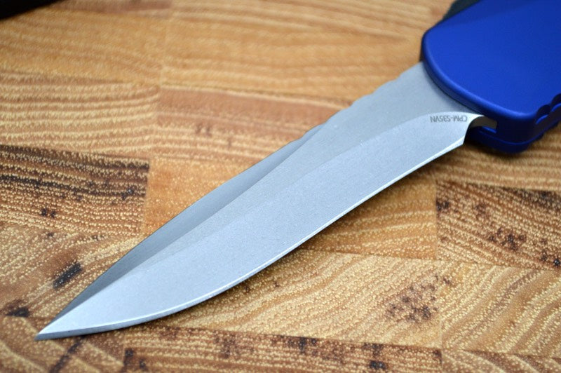 Heretic Knives Manticore E OTF - Stonewash Recurve Blade / Blue Handle