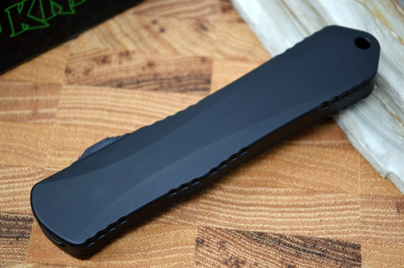 Heretic Knives Manticore E OTF - Black Dagger Blade / Black Handle