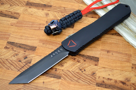 Heretic Knives Manticore X Predator OTF - Black CF & Aluminum Handle / Tanto DLC Blade / Cobalt Bead H031-6A-PREDC