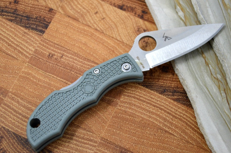 Spyderco Ladybug - Foliage Green FRN Handle / Satin VG10 Plain Blade LFGP3