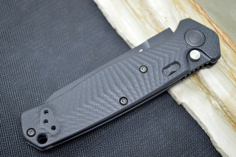 Benchmade 8551BK Mediator - Black S90V Blade /  Black G-10 Handle