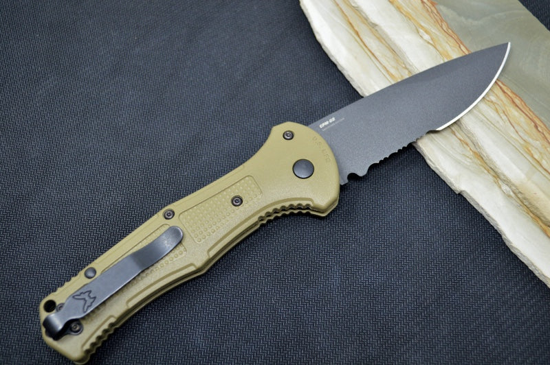 Benchmade Black D2 Drop Point Combo Blade Knife With Ranger Green Grivory Handle | Northwest Knives