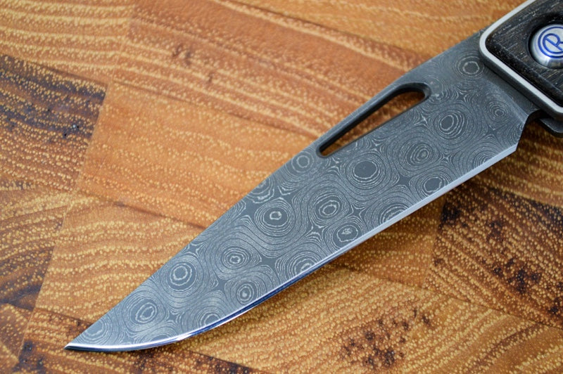Chris Reeve Mnandi Gentleman's Knife - Bog Oak Inlay - Raindrop Damascus (A1)