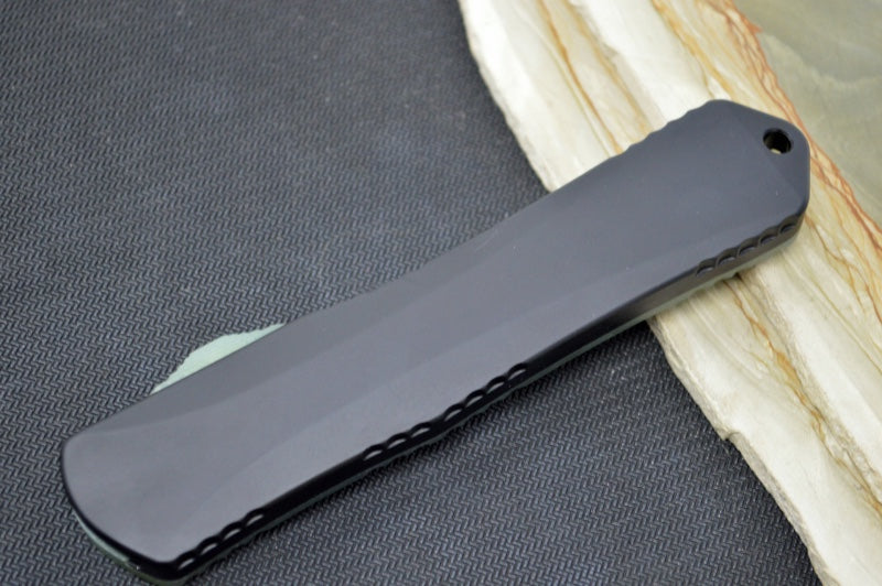 Heretic Knives Manticore X OTF - Battleworn Black Finish / Tanto Blade / Jade G-10 & Black Aluminum Handle H031-8A-JADE