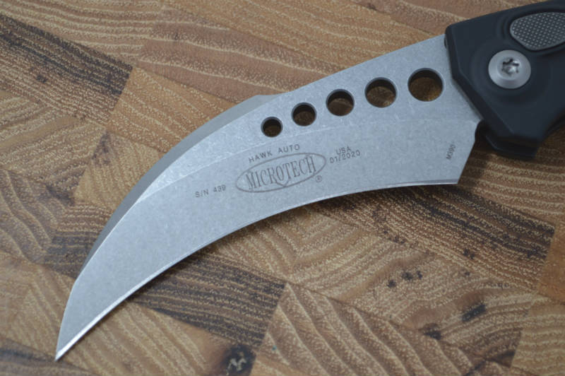 Microtech Hawk - M390 Stonewash Blade / Black Aluminum Handle