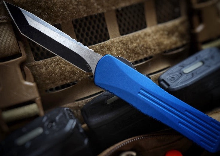 Heretic Knives Manticore E OTF - Battleworn Finish / Tanto Blade / Elmax Steel / Blue Anodized Aluminum Handle H027-8A-BLU