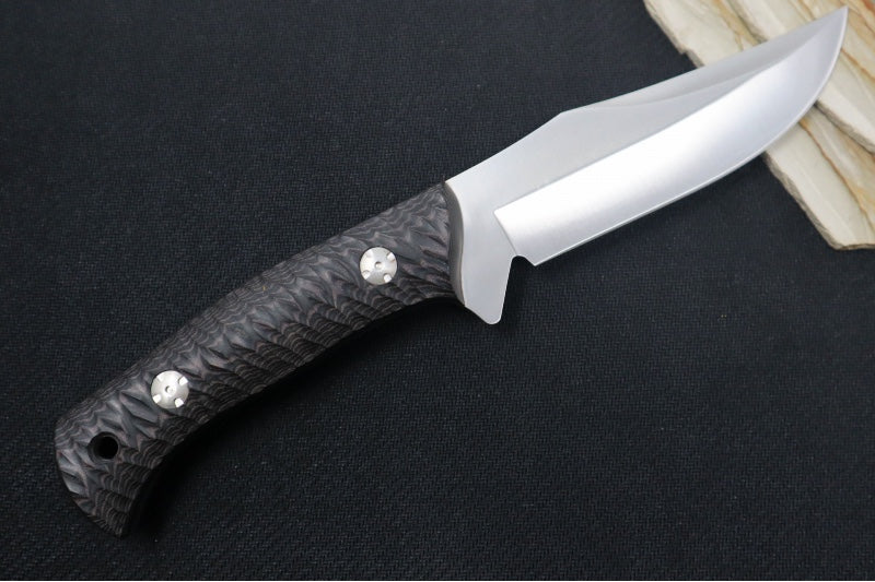 Muela Knives Lakhota-12M Fixed Blade - Black Micarta Handle / X50CrMoV15 Stainless Blade / Textured Leather Sheath