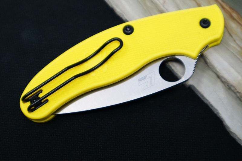 Spyderco UK Penknife Salt - Yellow FRN Handle / Leaf Shaped Blade with Serrations / CPM-Magnacut Steel C94SYL - Northwest Knives