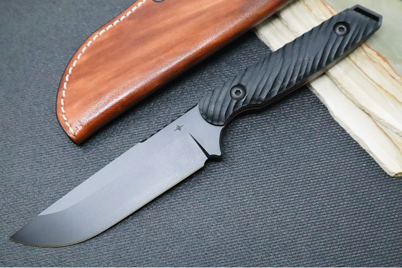 Toor Knives Field 2.0 - Shadow Black Finish Blade / 154CM Steel / Black G10 Dynamic Fluting Handle / Leather Sheath 04169262