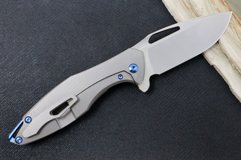Koenig Arius - Standard with Patterned Handle - Stonewash Blade with Polished Flats (Gen 4)