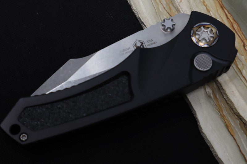 Heretic Knives Pariah Auto - Battleworn Finished Blade / Elmax Steel / Black Aluminum Handle & Grip Tape Inlays H048-5A