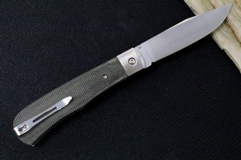 Boker Plus Bonfire - Drop Point Blade / D2 Steel / Green Canvas Micarta Handle 01BO182