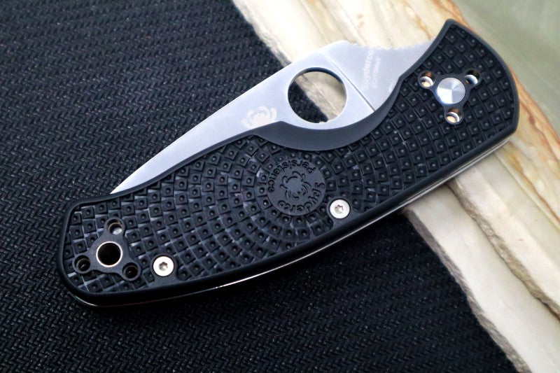 Spyderco Persistence - Black FRN Handle / Satin Blade with Full Serrate / 8Cr13MoV- C136SBK - Northwest Knives
