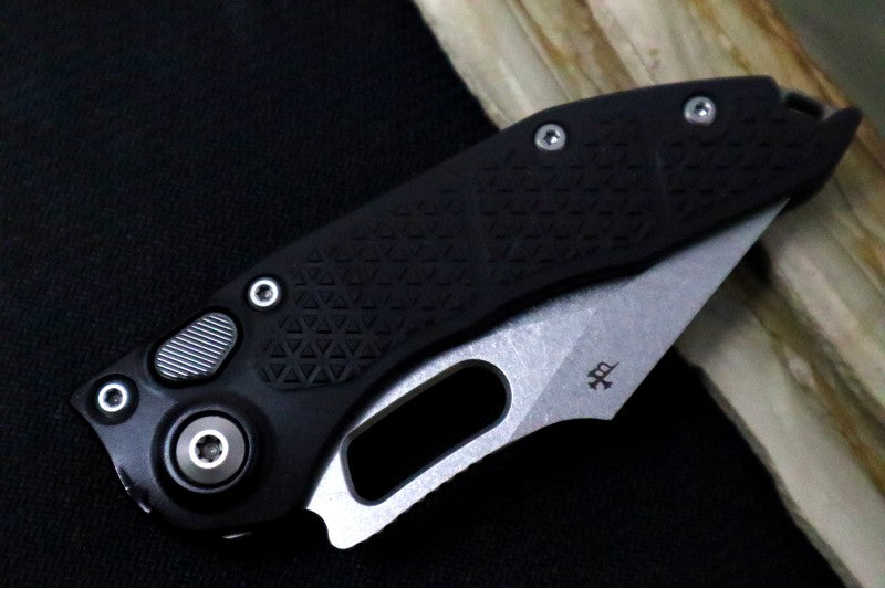 Microtech Stitch Auto - Wharncliffe Stonewashed Blade with Full Serrate / Black Textured Milled Aluminum Handle 169-12