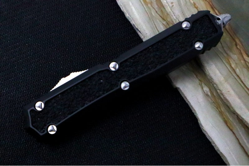 Black Anodized Aluminum Handle with Grip-Tape Inlays | Microtech Makora 2 | Northwest Knives