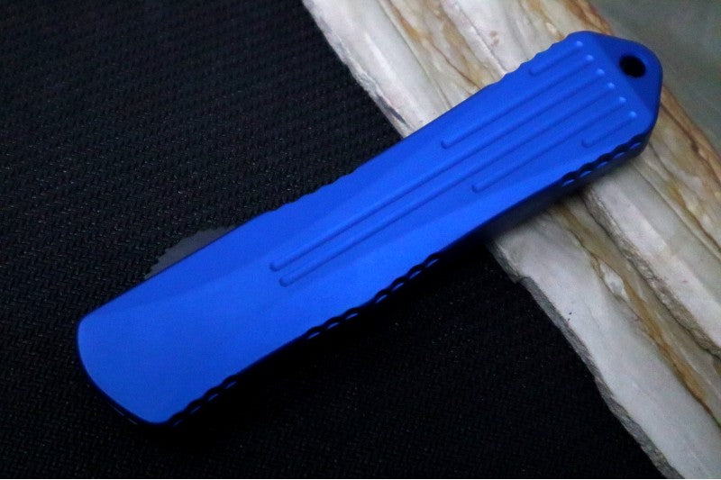 Heretic Knives Manticore E OTF - Two-Toned Finish / Tanto Blade / Elmax Steel / Blue Anodized Aluminum Handle H027-10A-BLU - Northwest Knives