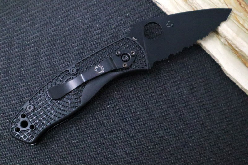 Spyderco Persistence - Black FRN Handle / Black Blade with a Full Serrate / 8Cr13MoV - C136SBBK