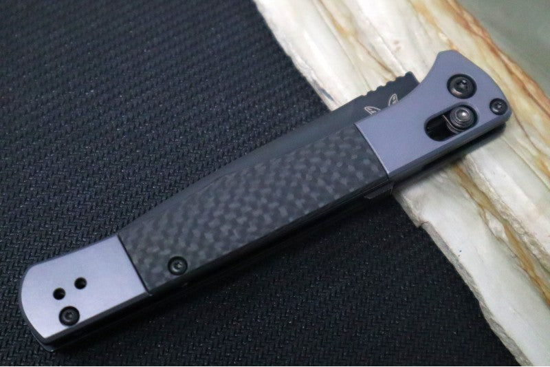 Black Carbon Fiber & Silver Aluminum Handle | Benchmade Auto Fact | Northwest Knives