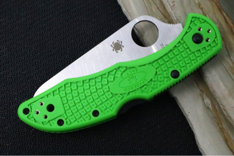 Spyderco Salt 2 - Green FRN Handle /  Serrated Leaf Shaped Style / Satin Blade - C88FSGR2