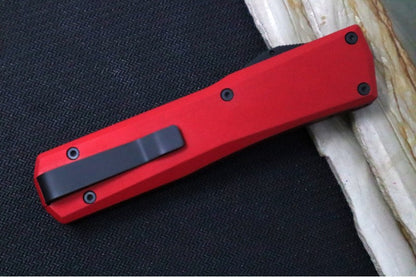 Axial Shift Automatic OTF - Blackwash Finish / Dagger Blade / Red Anodized Aluminum Handle